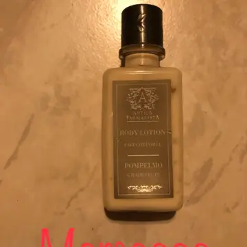 Lait corporel, Antica farmacista