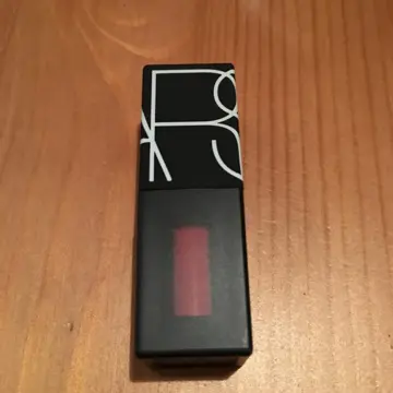 Rouge à lèvres, NARS Cosmetics