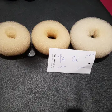 3 buns, Claire's