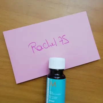 Huile de soin cheveux, Moroccanoil