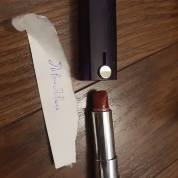 Rouge à lèvre, Bourjois