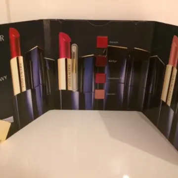 Échantillon de rouge a lèvre Estee  lauder, Estée Lauder