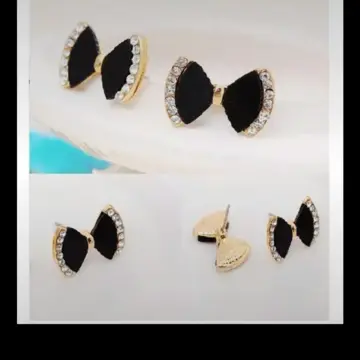 Boucles d'oreilles, & Other Stories