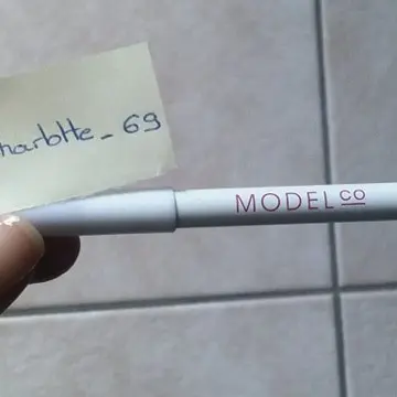 Lip Enhancer, ModelCo