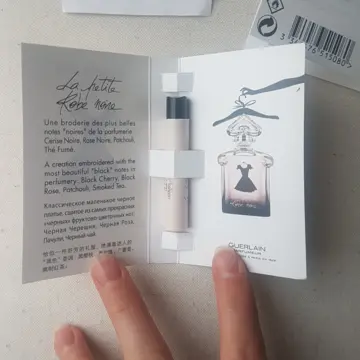 La petite robe noire, ma première robe, Guerlain