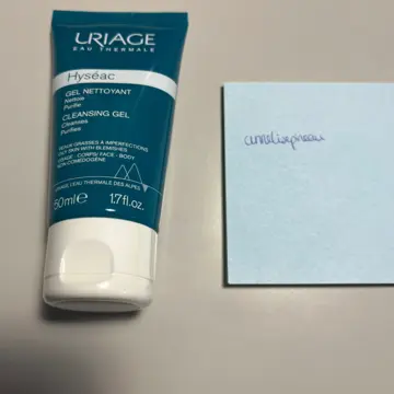 Gel nettoyant visage, Uriage