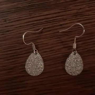 B.O. gouttes argentées., Bijoux de créateur