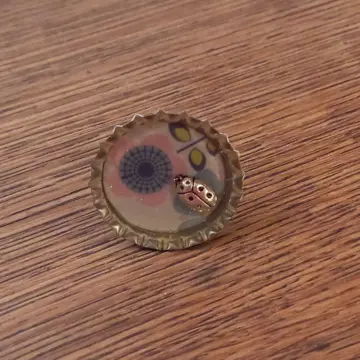 Bague capsule coccinelle., Bijoux de créateur