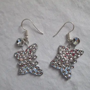 B.O. papillons argentés., Styles & Bijoux