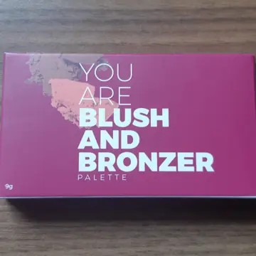Palette blush et bronzer, Inconnue