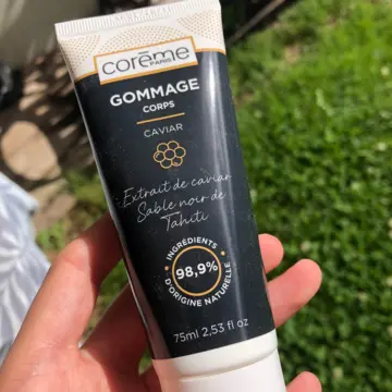 Gommage corps, Acorelle