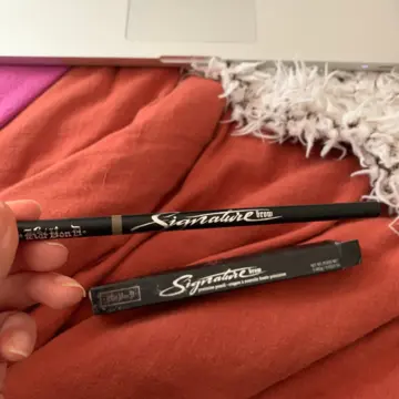 Crayon à sourcils haute précision, Kat Von D