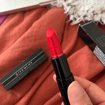 Rouge à lèvre satiné, Givenchy
