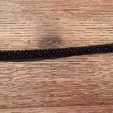 Bandeau à cheveux noir., Noir c'est Noir