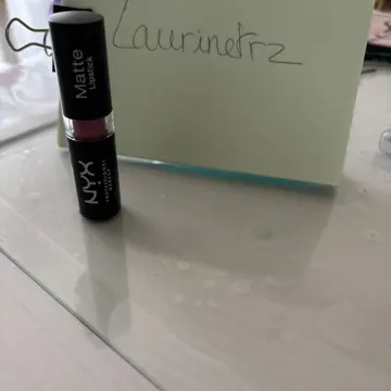 Rouge à lèvres, NYX Cosmetics