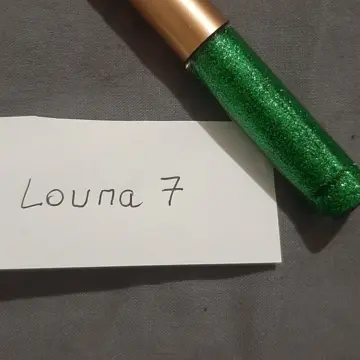 Eye liner, Aucune
