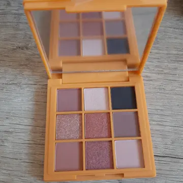 Palette de 9 fards à paupières Lash Step, Inconnue