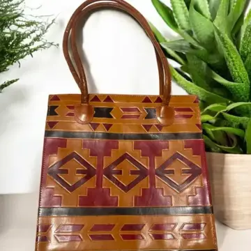 sac a main, Inconnue