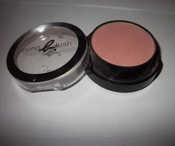 blush, Agnès b.