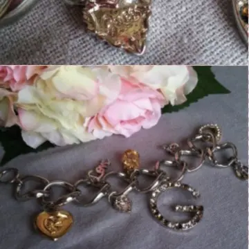 gros bracelet, Guess