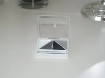 Brightening Eye color, Elf