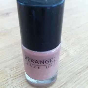 VERNIS A ONGLES, Bérangère