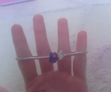 bracelets, Inconnue