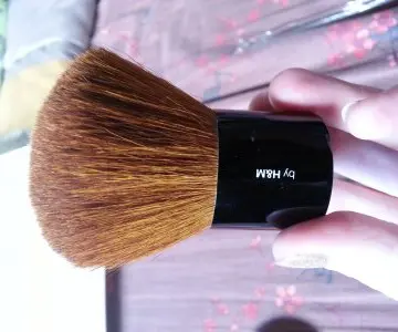 pinceau kabuki, H&M