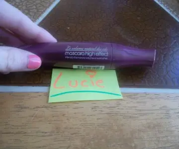 mascara, Modélite