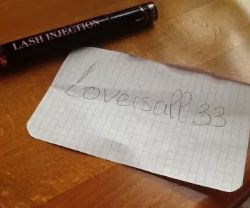 Lash injection, Too Faced