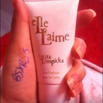 Lait parfumé " Elle l'aime ", Lolita Lempicka