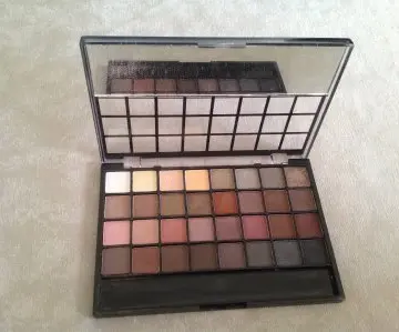 Palette de 24 fards, Elf