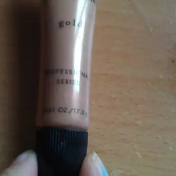 tube de fards à paupières crème, The color institute