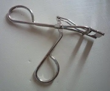 petit recourbe cils, Elf