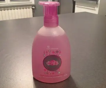 Gel lavant mains, mauves cristallisées, Yves Rocher