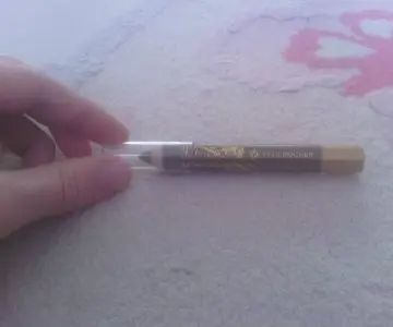 crayon regard precieux, Yves Rocher