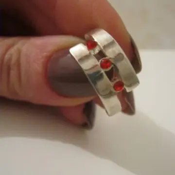 bague fantaisie, Inconnue