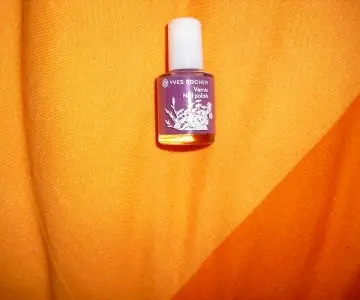 Vernis, Yves Rocher