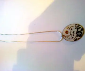 collier, Inconnue