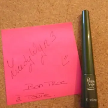 Eyeliner, Peggy Sage