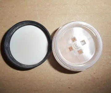 Échantillon Fond de Teint SPF15 Teinte Medium Bei, BareMinerals