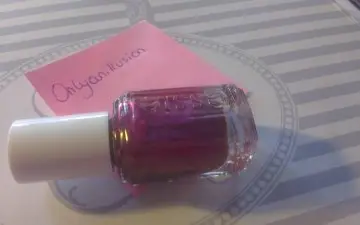The Lace is on, Essie