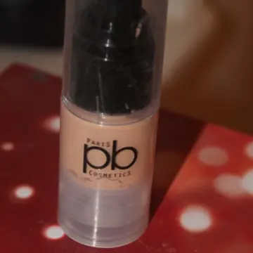 Fond de teint, PB Cosmetics