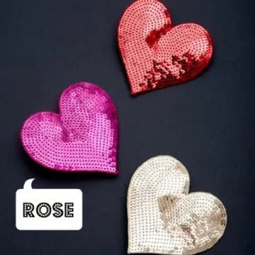 Broche coeur pailletée, Bal de Famille