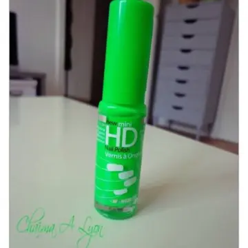 Vernis vert fluo, Modélite