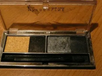 Fard à paupières, Maybelline