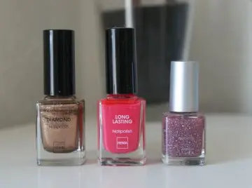 Vernis, Hema
