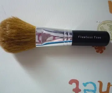 pinceau flawless face, BareMinerals