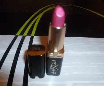 Rouge à Lèvre, L'Oréal