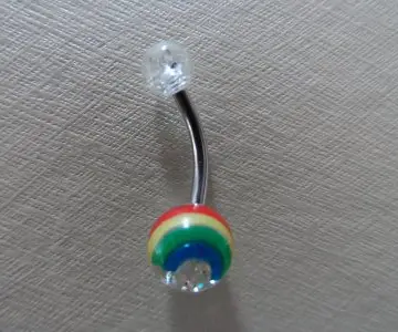 Piercing nombril, Pierceur